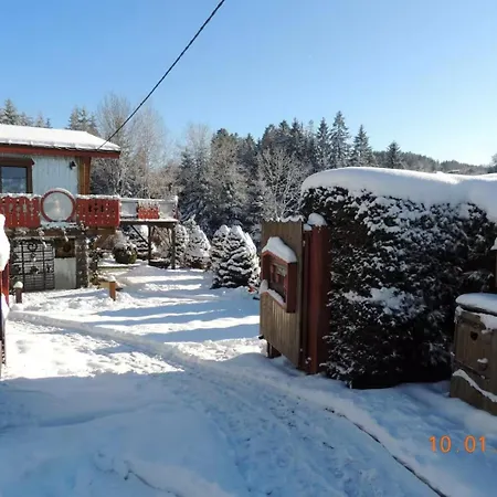 Le Village Au Cœur De La Nature * Liézey